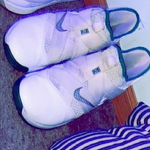 Don’t have many pictures of these shoes on me